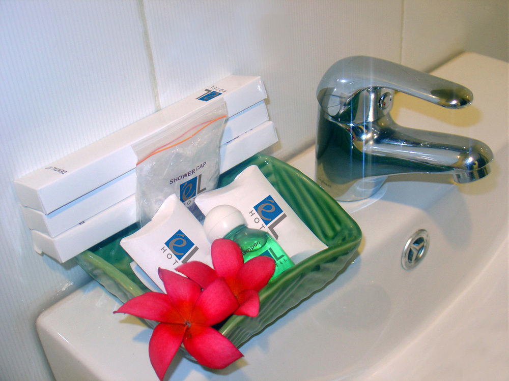 El Hotel Malang Zewnętrze zdjęcie